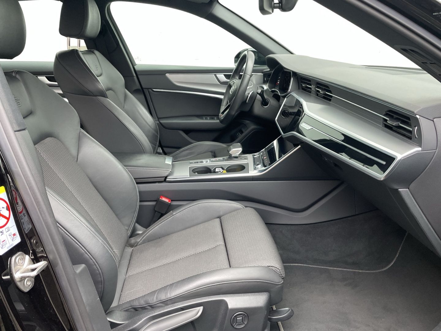 A6 50TFSIe quattro S-line Matrix/ACC/Navi/App-Co