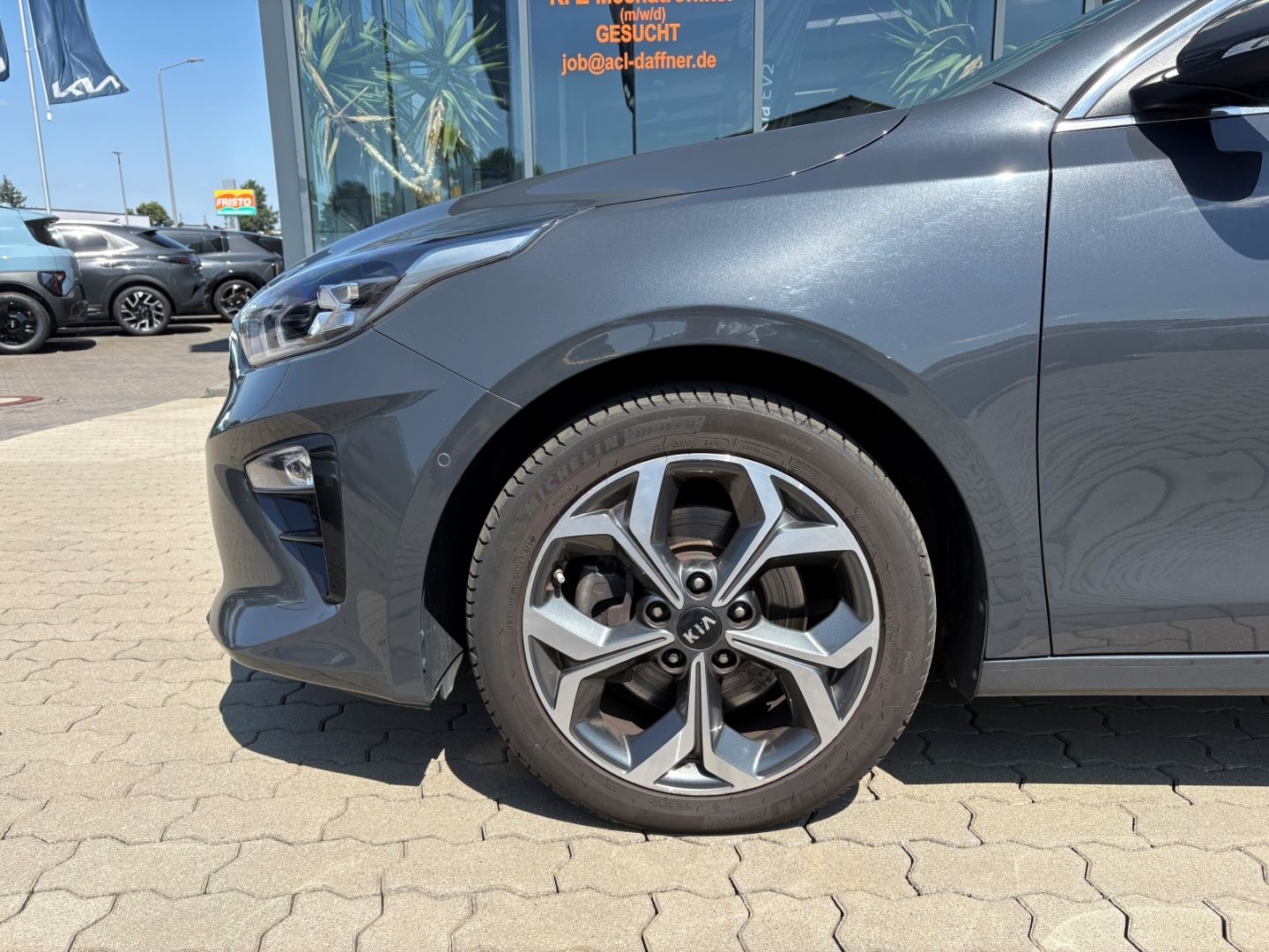 Fahrzeugabbildung Kia Ceed_sw Sportswagon Platinum Edition 1.6 CRDi EU