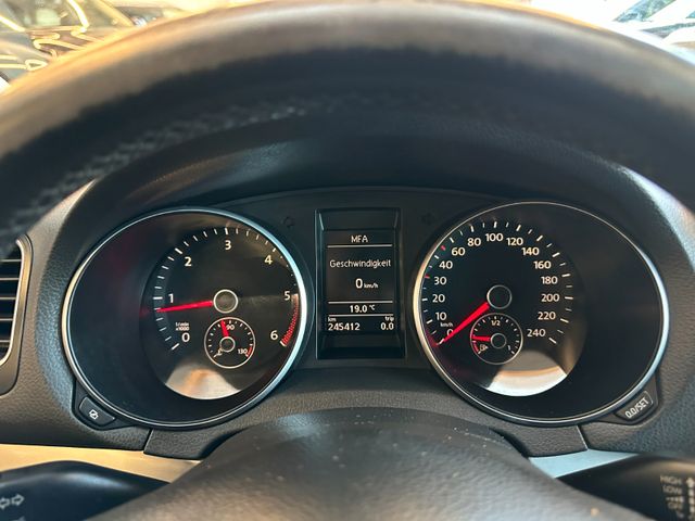 Volkswagen Golf VI*TEMPO*NAVI*PDC*ALCANTARA*1-HAND*