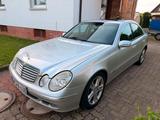 Mercedes-Benz Mercedes E270 W211 Limousine - Mercedes-Benz E 270 aus 2004