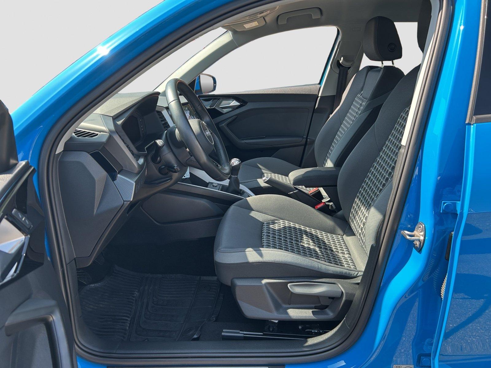 Audi A1 Sportback 25 TFSI S line, миниатюра 11