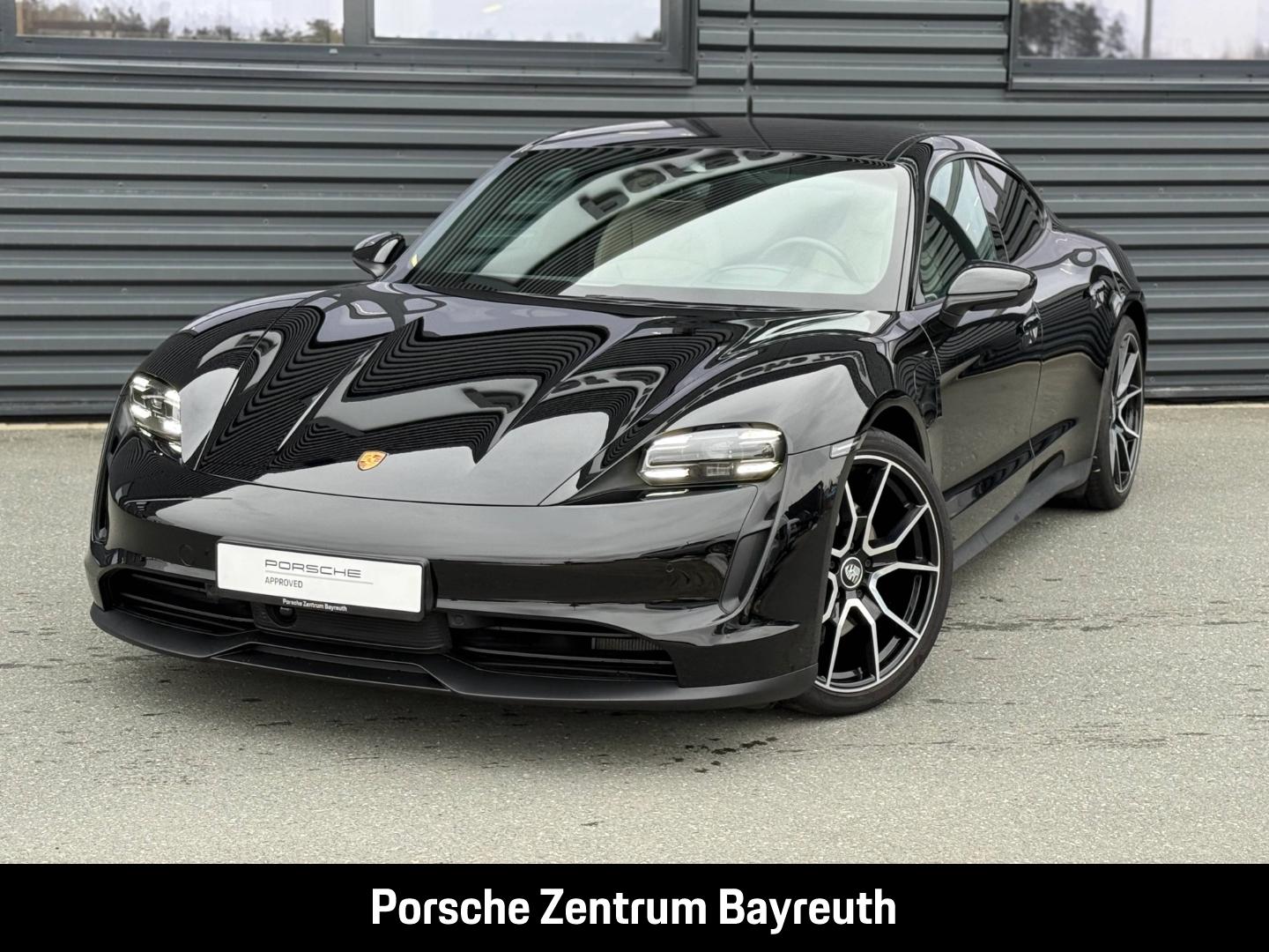 Porsche Taycan *INNO*HEADUP*PERF.-BATTERIE+*LUFTFEDER.*