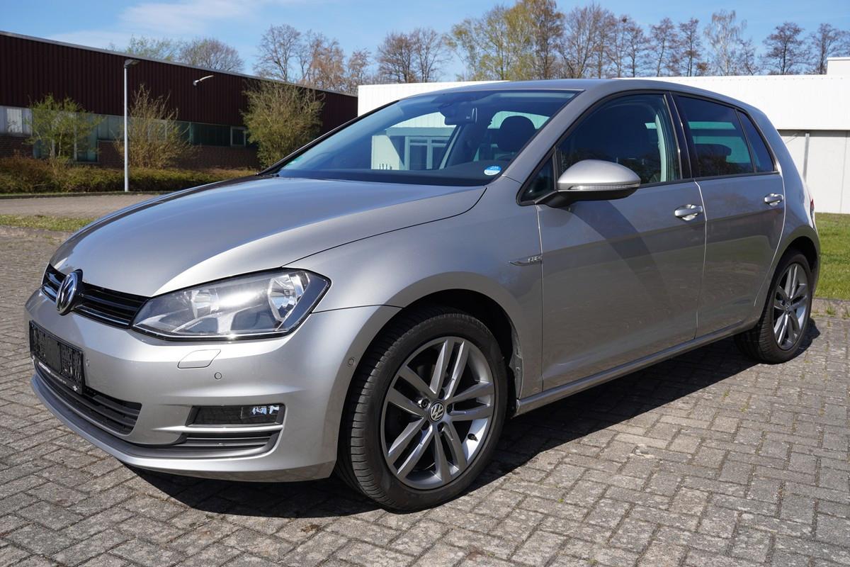 Volkswagen Golf  VII 1.2.TSI Cup - Navi-Sitzheizung-PDC