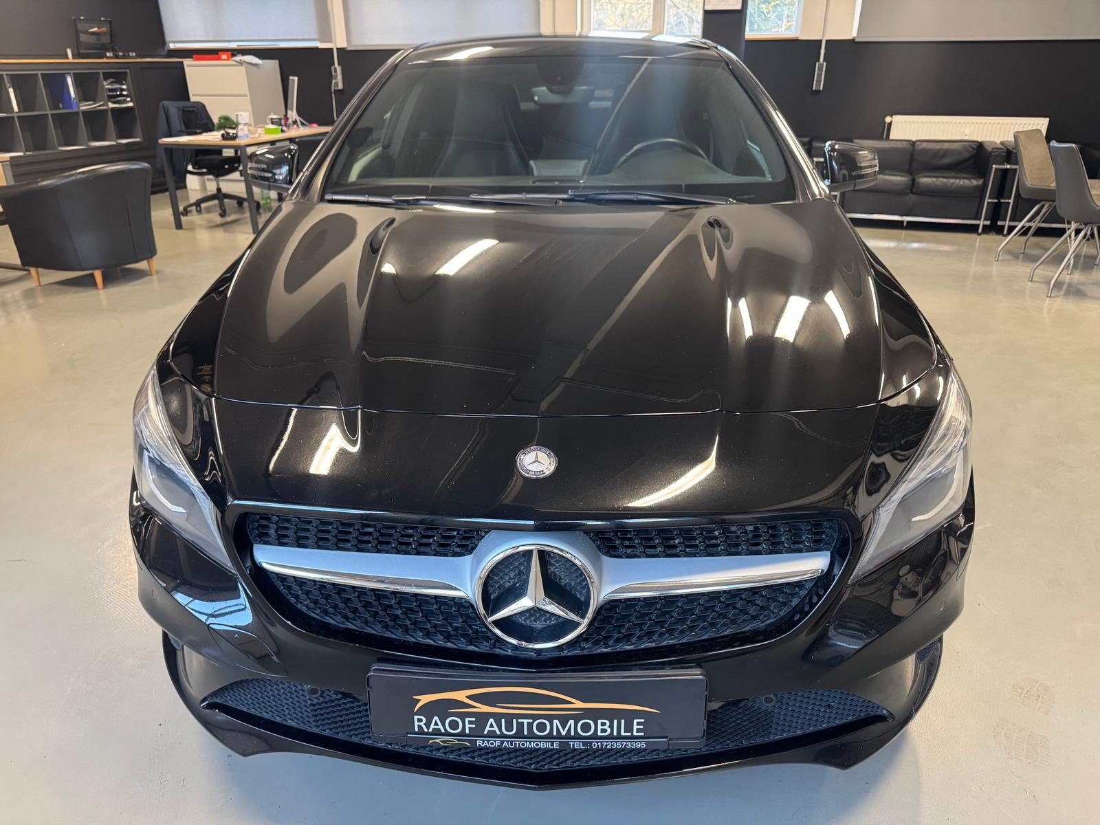 Mercedes-Benz CLA 220 URBAN BI-XENON SHZ SPORT SITZE