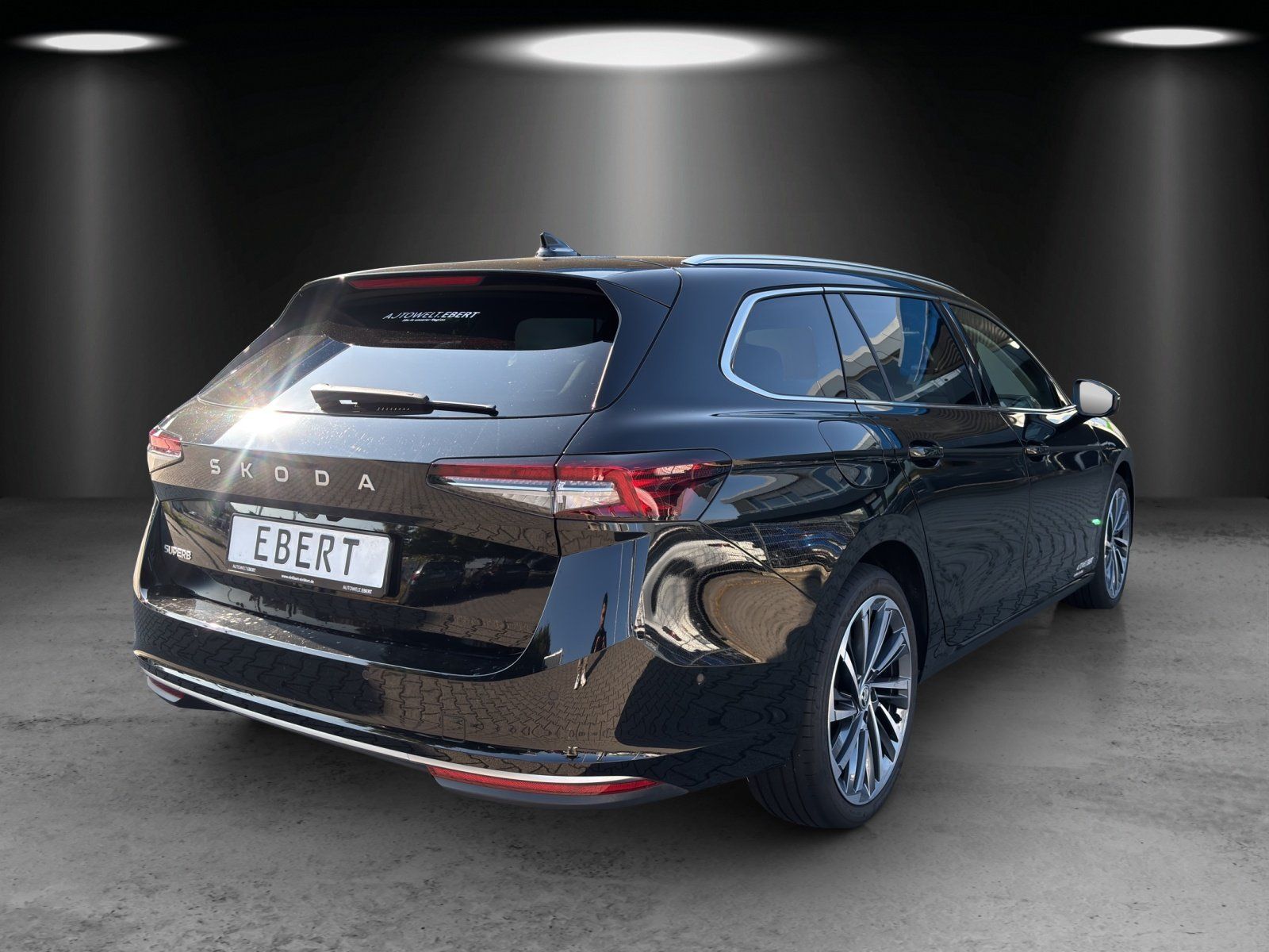 Fahrzeugabbildung SKODA Superb C L&K 2,0 TDI 110kW DSG/MATRIX/AHK/STANDH