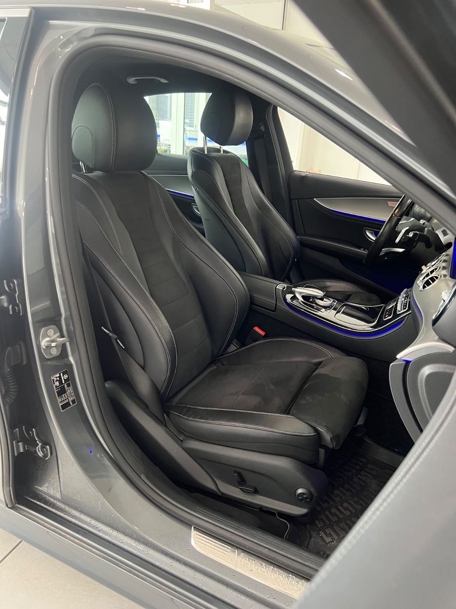 Fahrzeugabbildung Mercedes-Benz E 350 AMG LINE * Widescreen * Ahk *