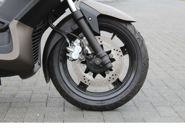 Yamaha X-Max 250 ABS +ARROW