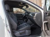 Volkswagen T-Roc 2.0 TSI DSG 4Motion R-LINE BLACK STYLE NAV - mit Benzin-Antrieb: Geländewagen, 2.0