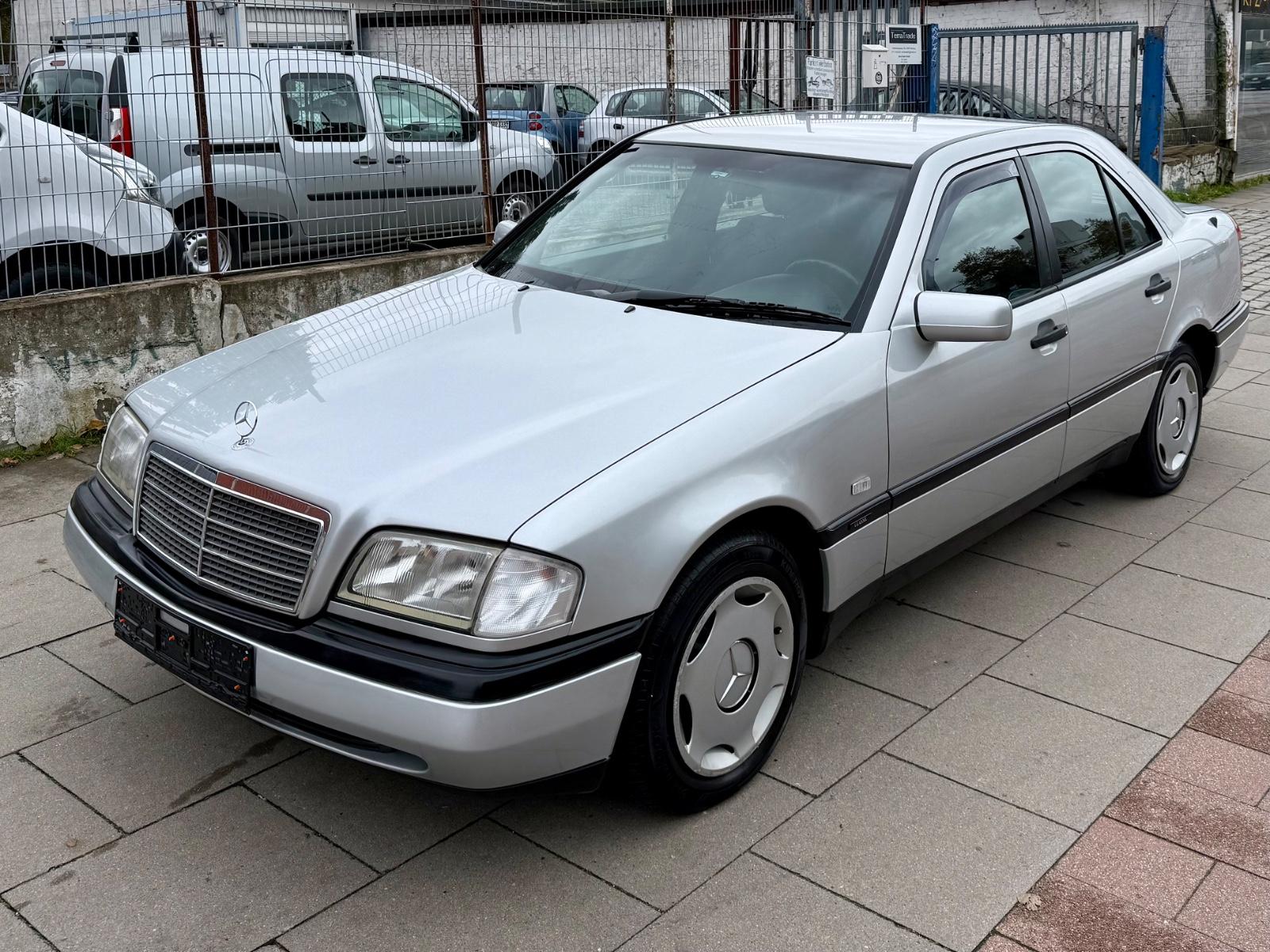 Mercedes-Benz C 180