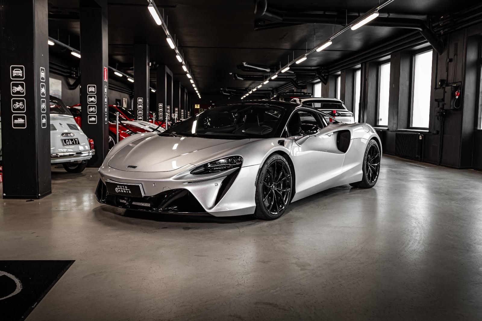 McLaren TechLux, Sport Exhaust, Technology, Lift