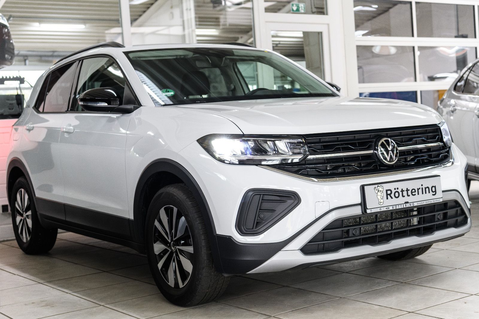 Fahrzeugabbildung Volkswagen T-Cross Goal 1.0 TSI DSG LED+AHK+KAMERA+KEYLESS