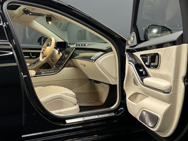 R.W. Exclusive Cars