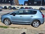 Peugeot 3008 Hybrid4/Pano/Autom/Xenon/AHK/TV/BT - Peugeot 3008 Hybrid (Diesel/Elektro)