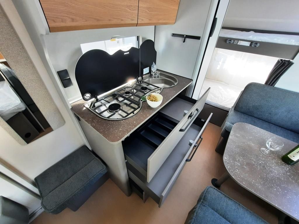 Fahrzeugabbildung Bürstner B66 480 TK Verfüg./Sparen Sie 3.630,- €