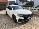 Audi Q8 55 TFSI e quattro tiptronic - - Audi Q8 von privat