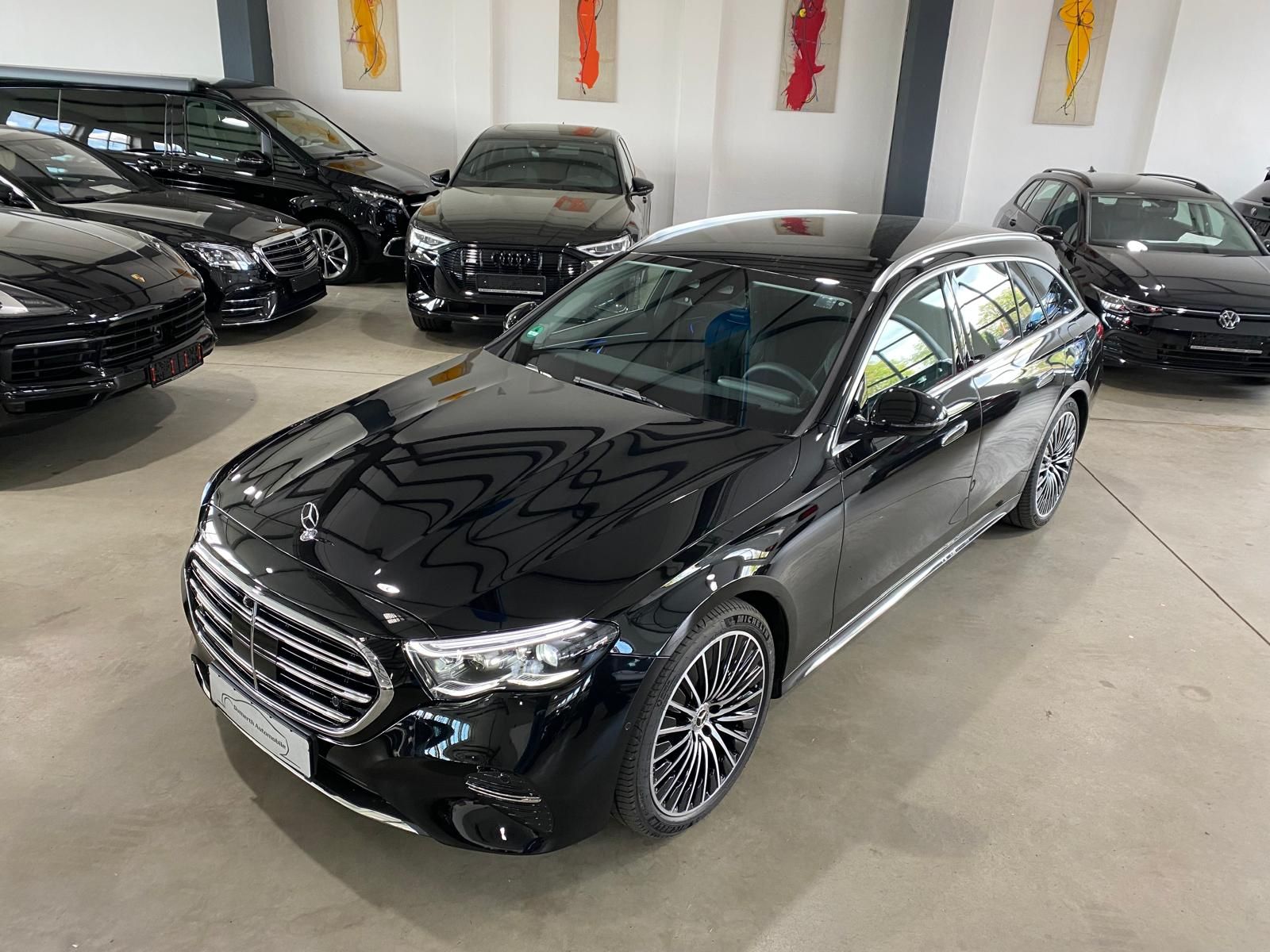 Fahrzeugabbildung Mercedes-Benz E 300 de T AMG Exclusiv/HUD/DIS/´20/AHK/