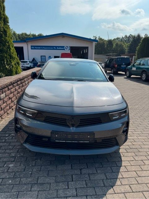 Opel Astra — fotografia 3