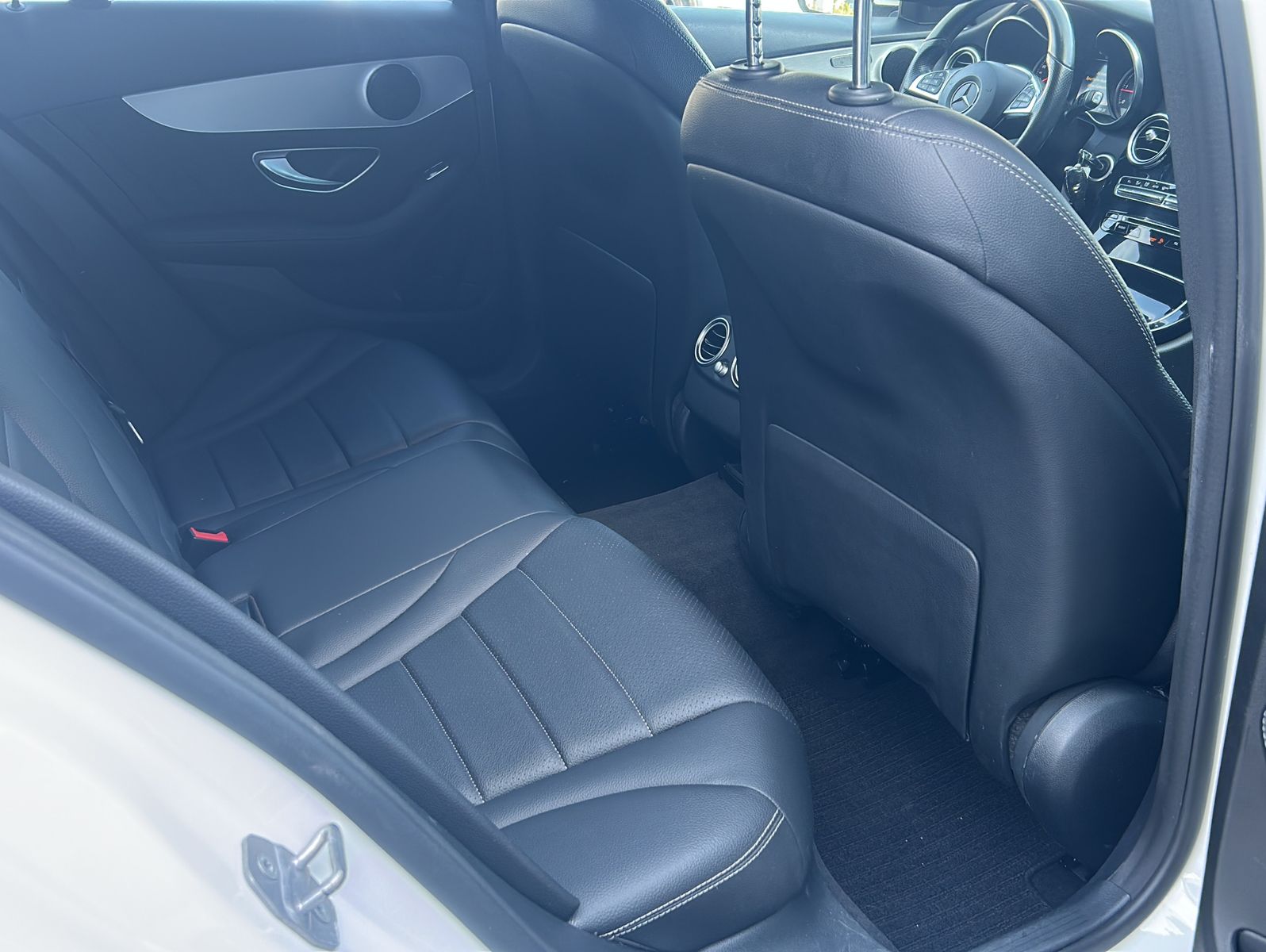 Fahrzeugabbildung Mercedes-Benz C250 T BlueTec / d 4Matic AMG-Line