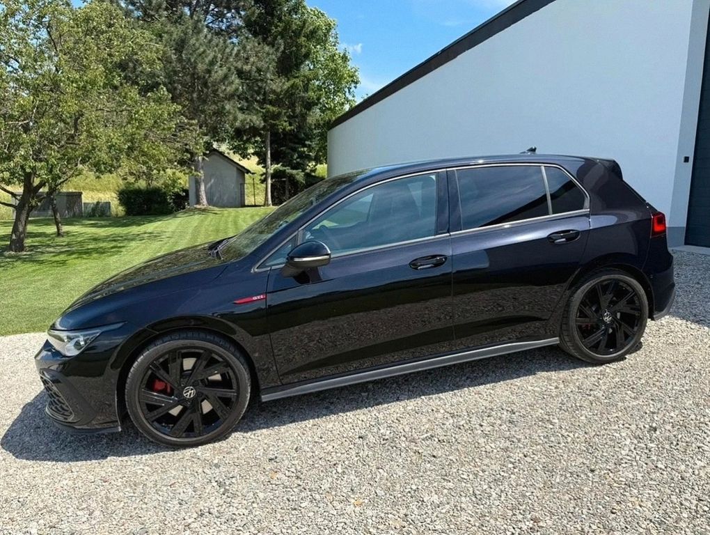 Image of Volkswagen Golf