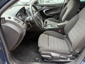Opel Insignia - 11
