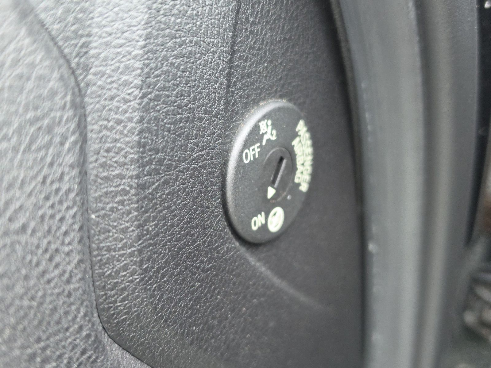 Fahrzeugabbildung BMW 3 Touring 318 d Sport Line Navi Led Scheinwerfer
