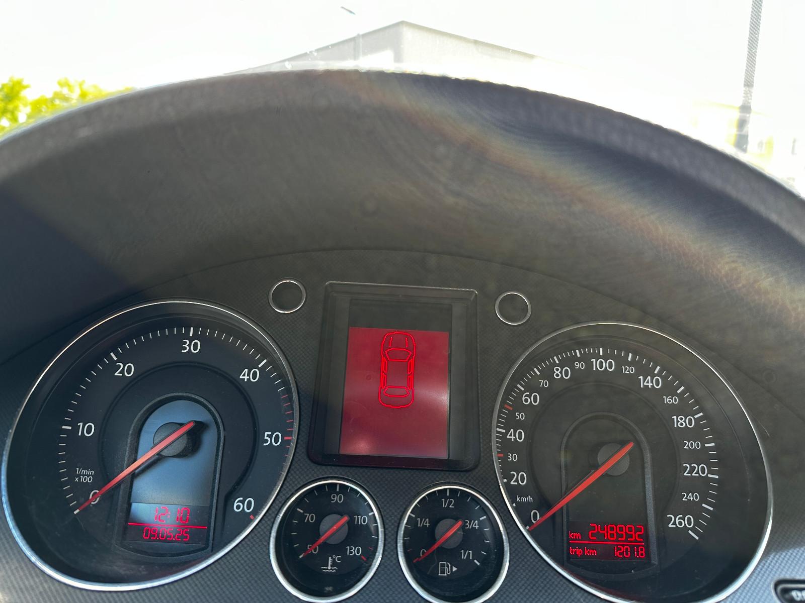 Volkswagen Passat 2006 — photo 18
