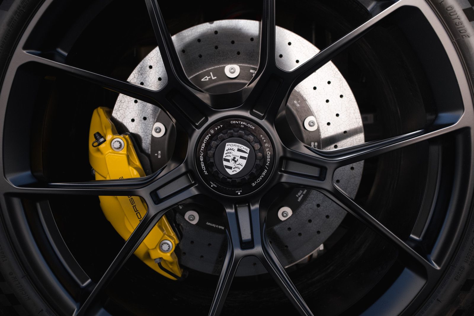 Fahrzeugabbildung Porsche 992/911 GT3 Touring-PCCB-Lift-PDLS-90Ltr.-Kamera