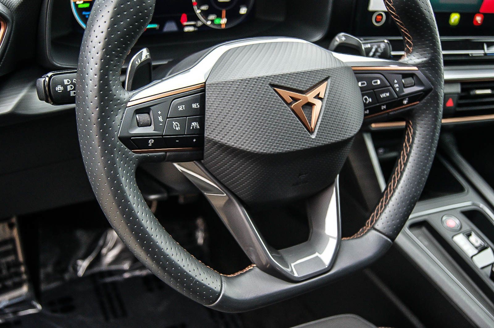 Fahrzeugabbildung CUPRA Leon Sportstourer e Hybrid DSG XL-VISION 1.HAND