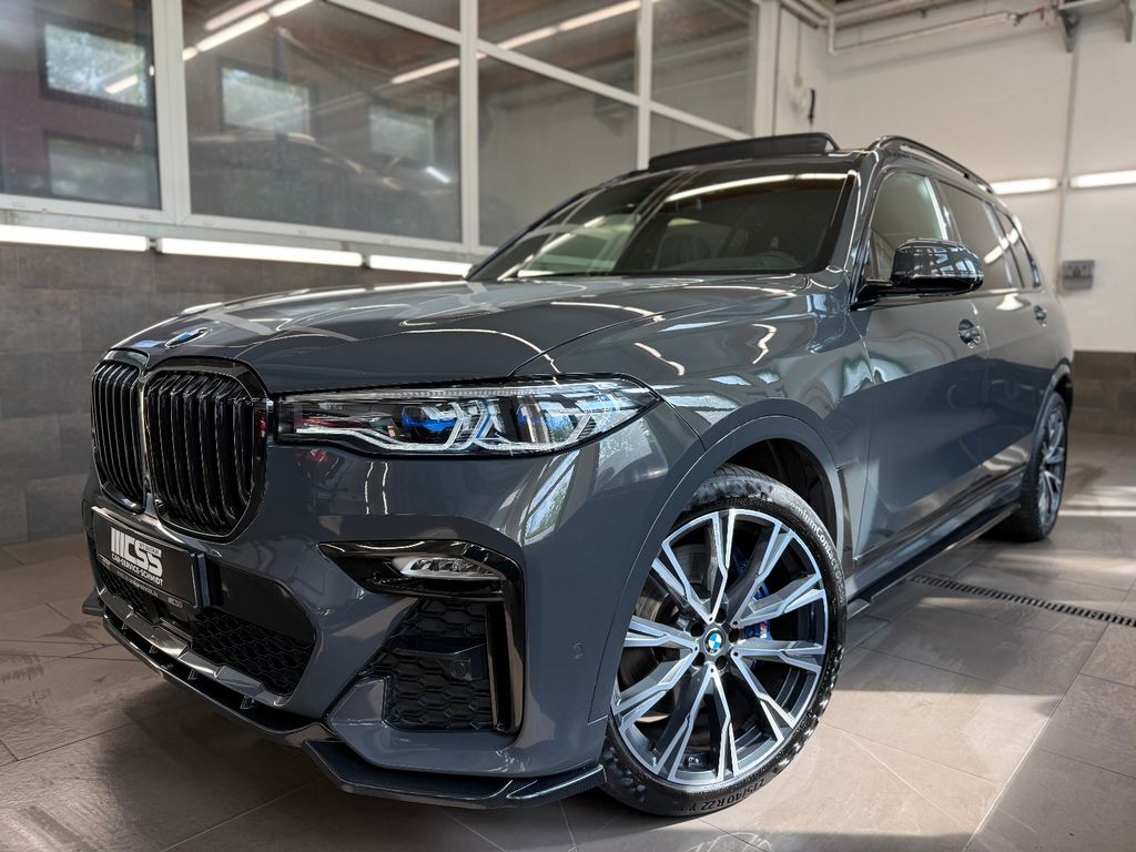 BMW X7 M50