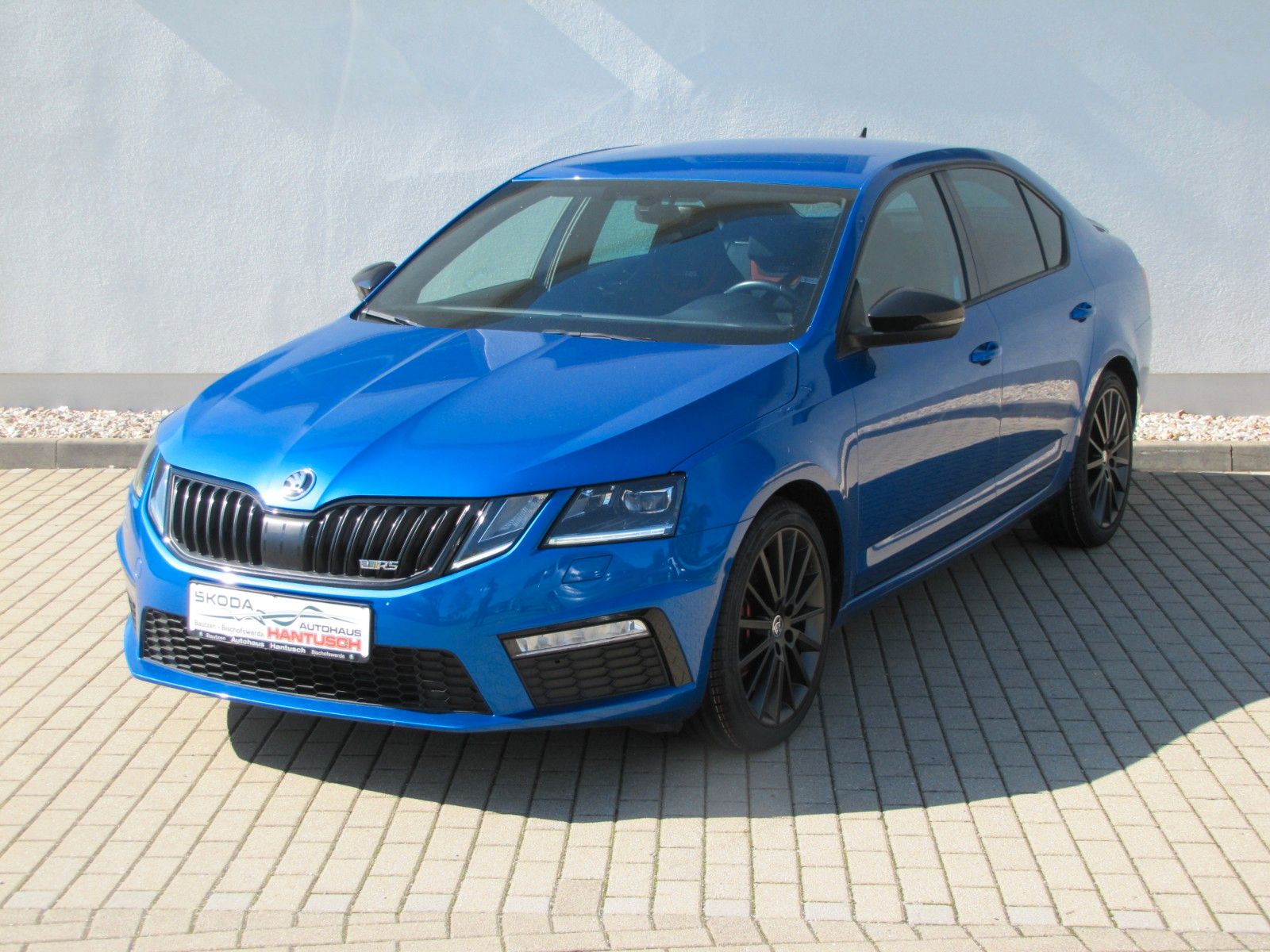 Fahrzeugabbildung SKODA Octavia Lim. RS 2.0l TSI 245PS 7-Gang DSG