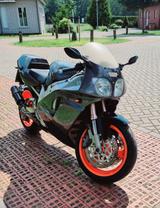 Yamaha YZF 750 R - YAMAHA YZF 750 R