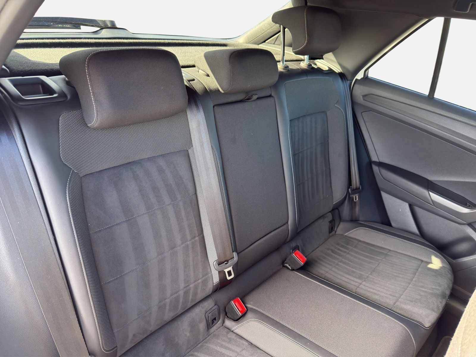 Volkswagen T-Roc - Bild 17