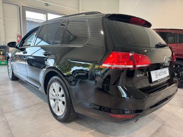 Volkswagen Golf - 5