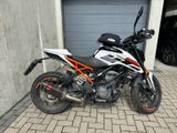KTM 125 DUKE weis, ABS,Elektrostarter, Katalysator