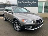 Volvo XC70 Momentum Aut.NAVI-AHK-XENON-LEDER-SHZ-PDC - Volvo XC70 Momentum mit Diesel-Antrieb
