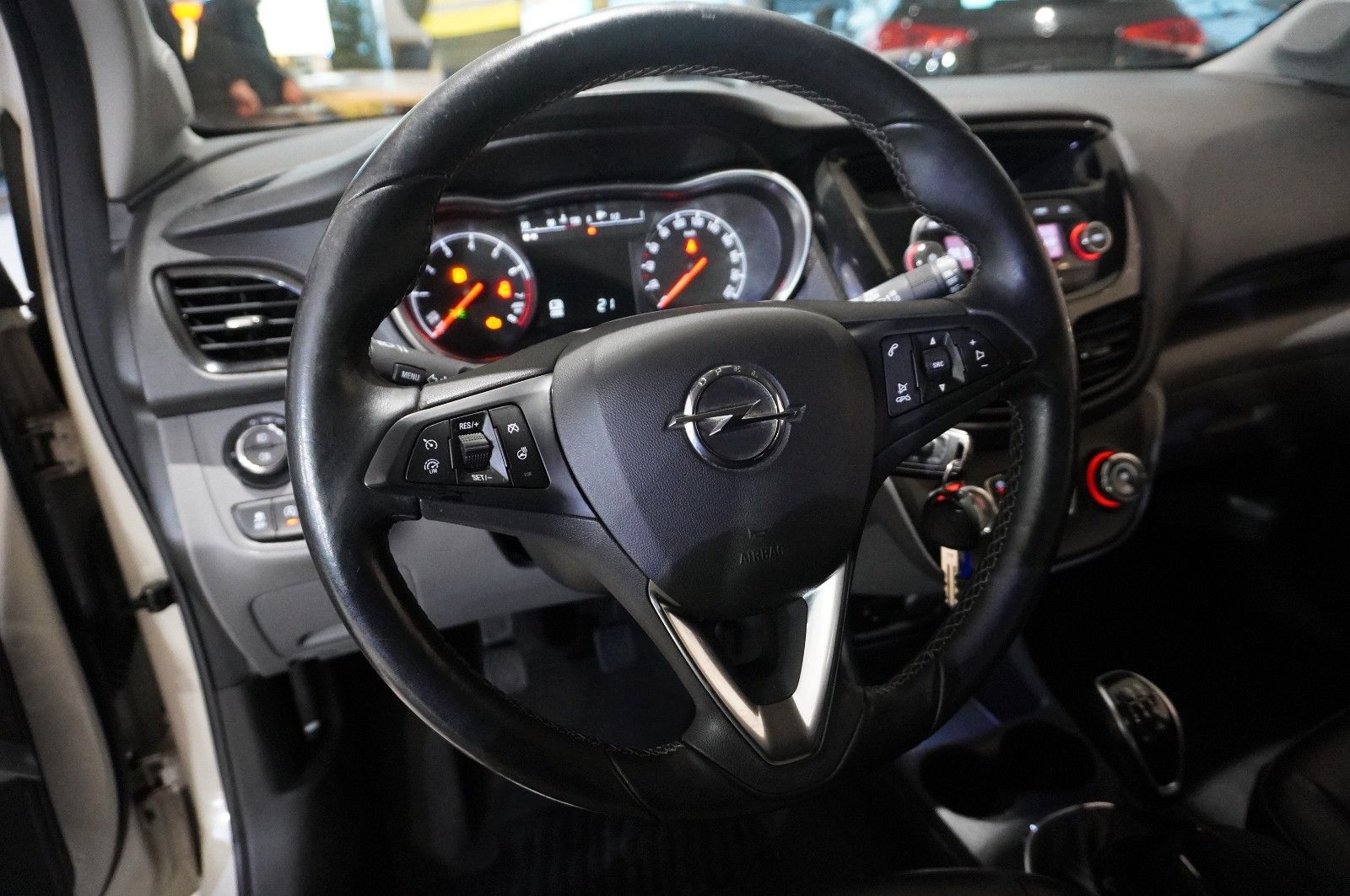 Fahrzeugabbildung Opel Karl 1.0 INNOVATION SHZ/KLIMAAUTOMATIK/ALU