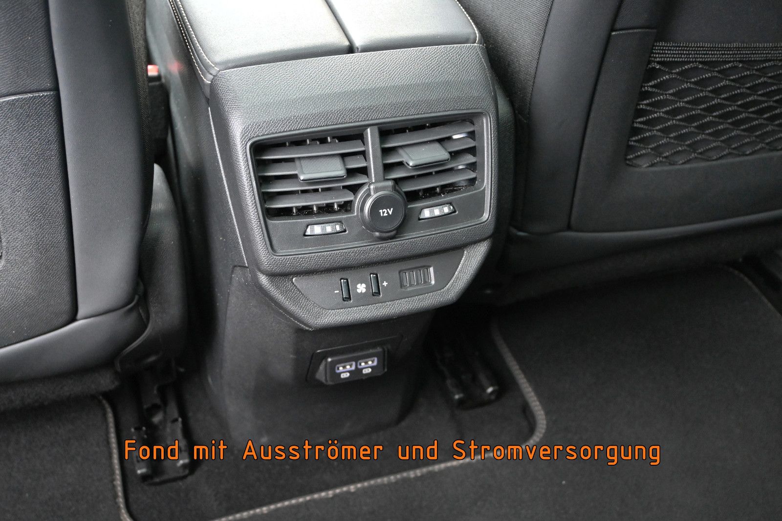 Fahrzeugabbildung Peugeot 5008 BlueHDi 130 GT °ACC°AHK°PANO°7-SITZE°ALARM°