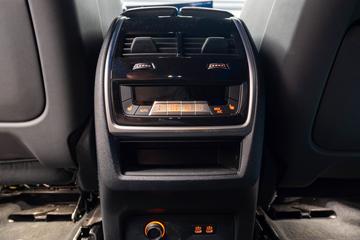 2023 BMW XM — миниатюра 28