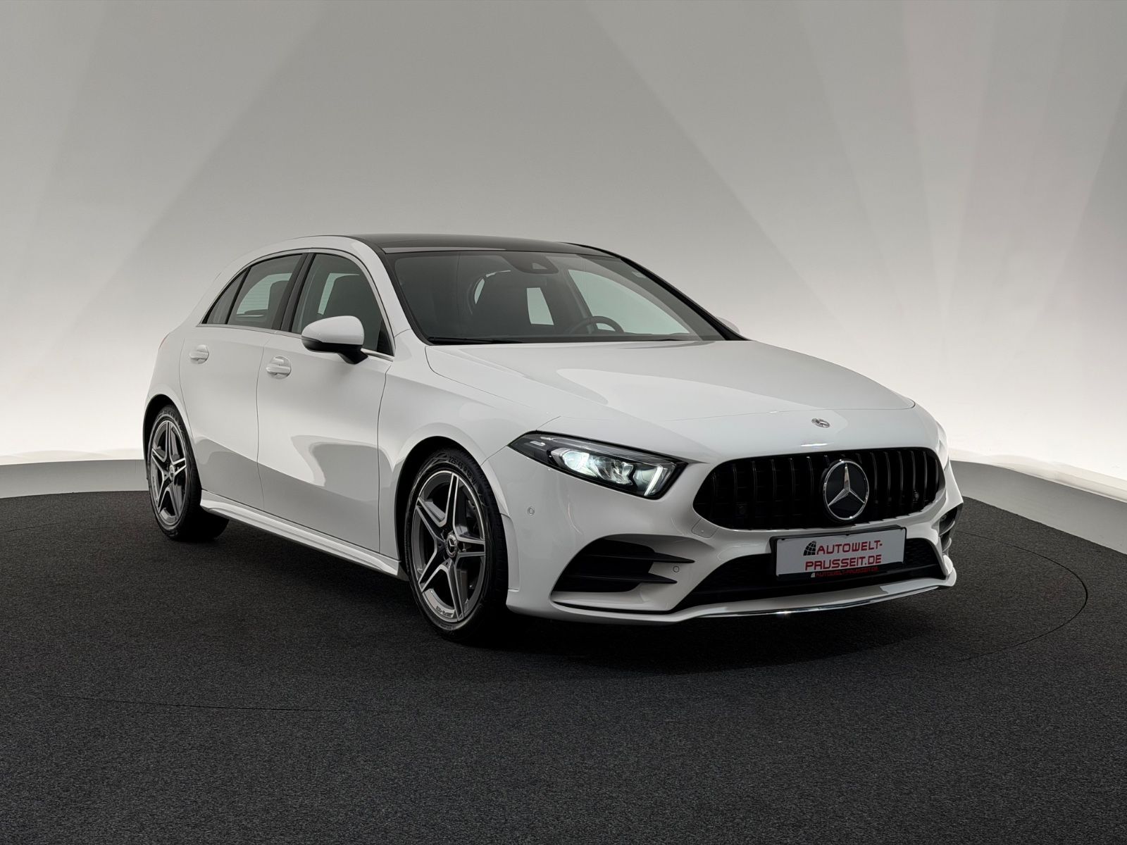 Gebrauchtwagen Mercedes-Benz A A 180*AMG LINE*LED-PANO-APPLE-SHZ-MBUX-VIRTUAL in Horb am Neckar