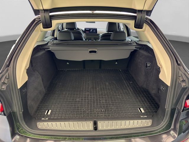 Fahrzeugabbildung BMW 530d Touring LED+Kamera+Leder+CarPlay+DAB