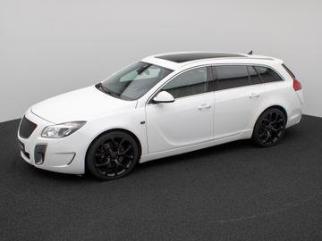 Opel Insignia - 12