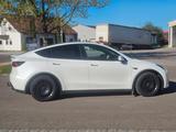 Tesla Model Y Performance AWD AHK Aero 8Fach - Tesla Model Y in Augsburg