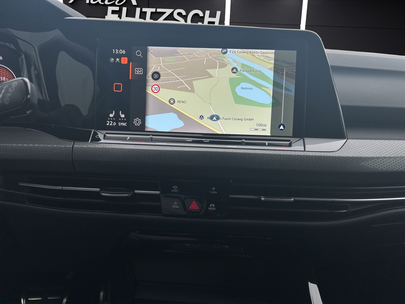 Fahrzeugabbildung Volkswagen Golf VIII GTD Business DSG IQ.Light ACC STH SH P