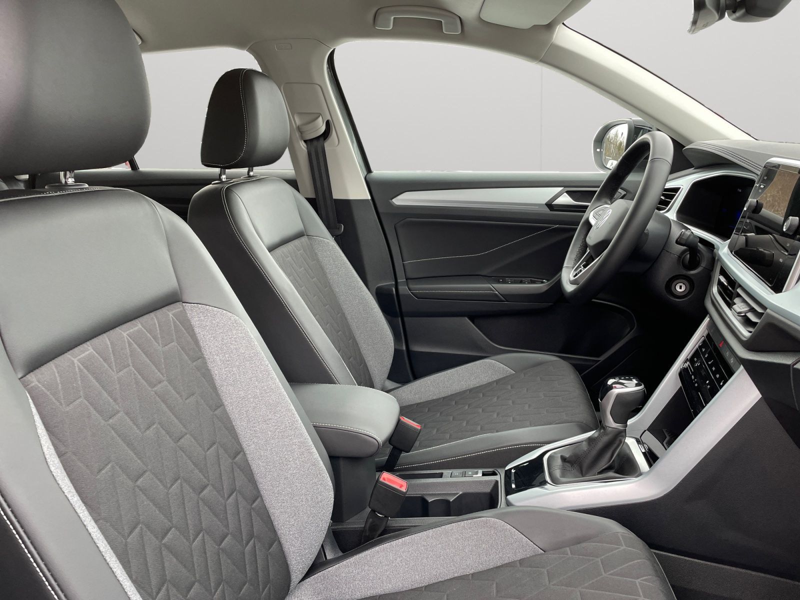 Volkswagen T-Roc - Bild 15