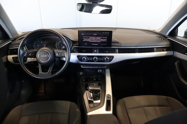 Audi A4 Avant 35 TFSI CARPLAY+FRONT+KEY+LED+17"