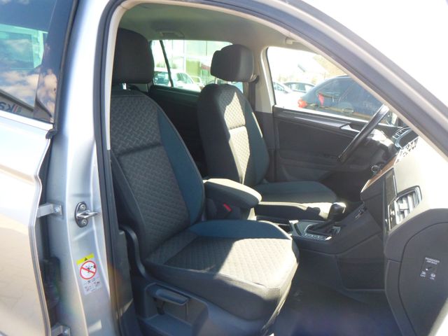 Fahrzeugabbildung Volkswagen Tiguan IQ.DRIVE 2,0 TDI >AUT/NAV/KAM/SHZ/PDC<