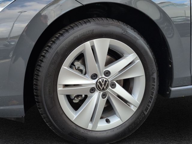 Golf 1.5 TSI FACELIFT AHK+HEAD-UP+RFK+ACC+NAVI.+