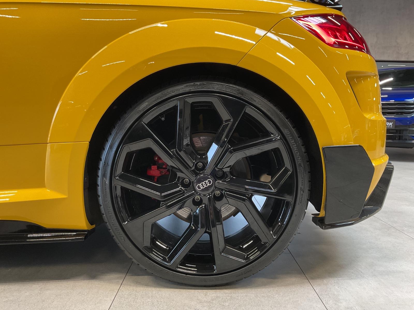 Audi TT RS Coupe Akropovic B&O Matrix 440PS 280km/h