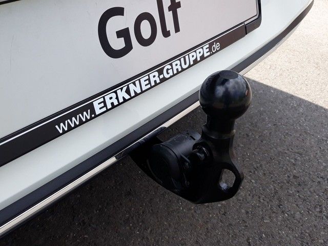 Fahrzeugabbildung Volkswagen Golf VIII 2.0TDI DSG Style NAVI+ACC+PARKLNK+AHK+