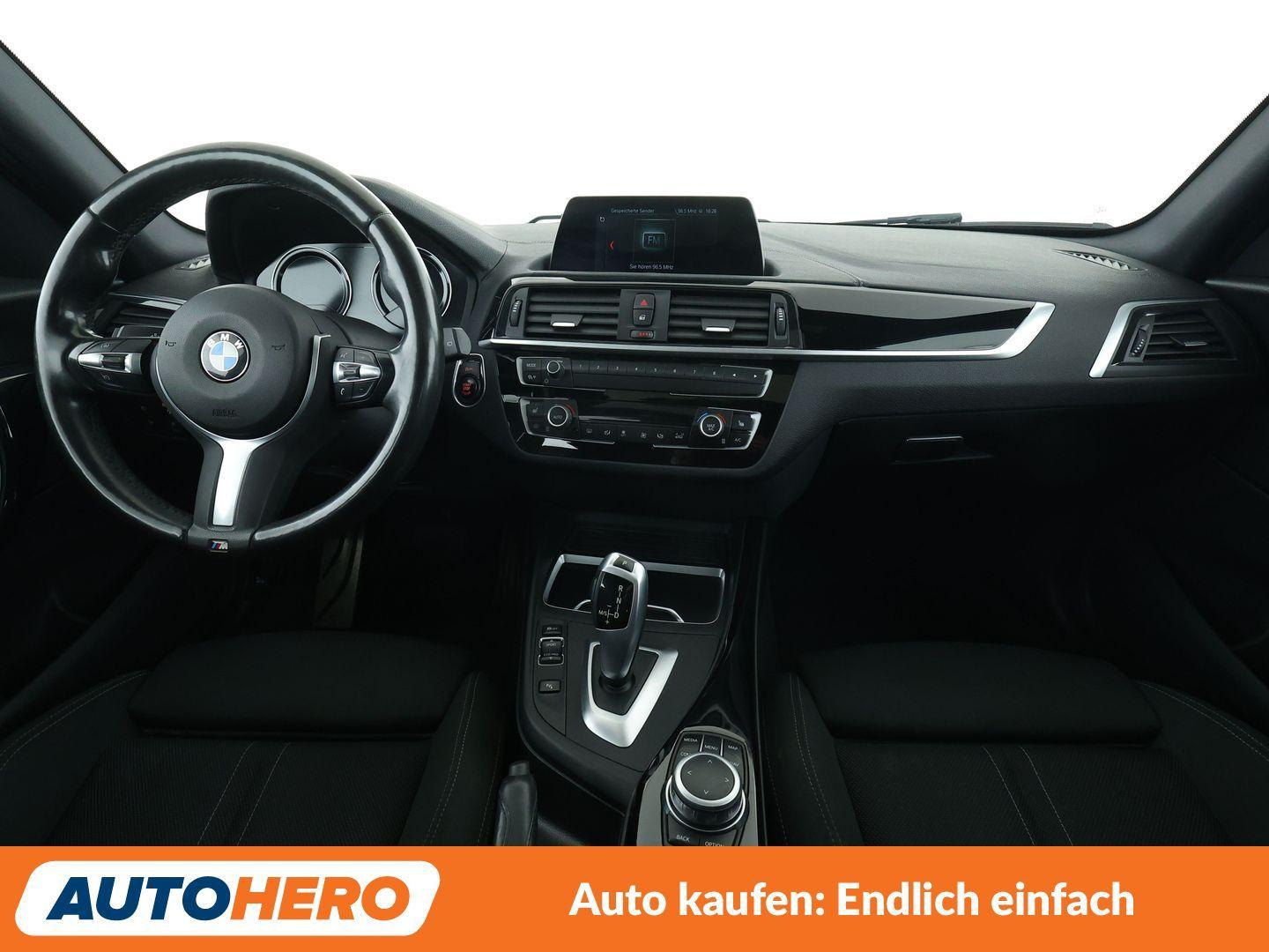 BMW 120i Edition M Sport Shadow Aut*NAVI*LED*TEMPO*